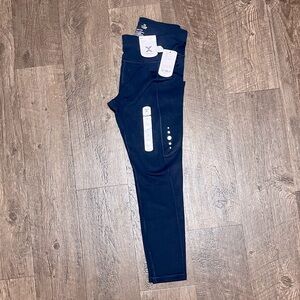 Xersion 7/8 ankle leggings-New with tags